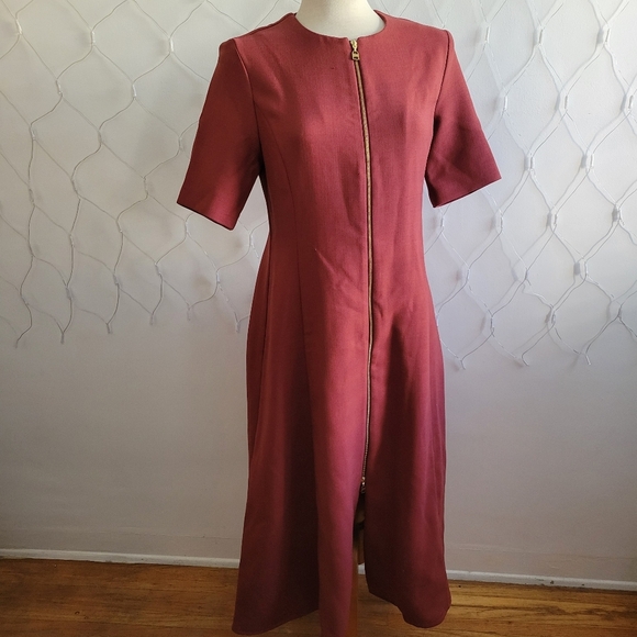 NWT Anne Klein Collection Zip Front Dress • Ruby Wine • Gold Zip • Sz 8 - Picture 1 of 7